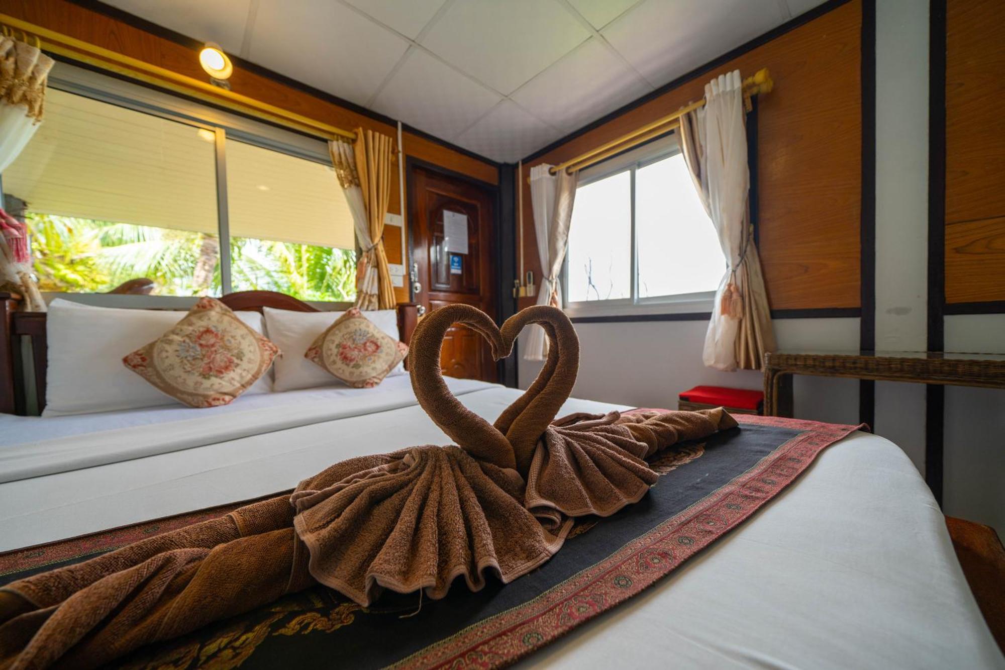 Tongta Phaview Resort Ko Samet Extérieur photo