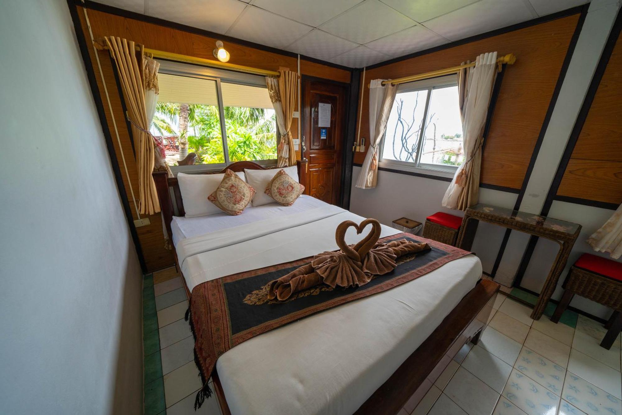 Tongta Phaview Resort Ko Samet Extérieur photo